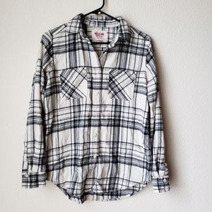 Mossimo Boyfriend Fit Flannel